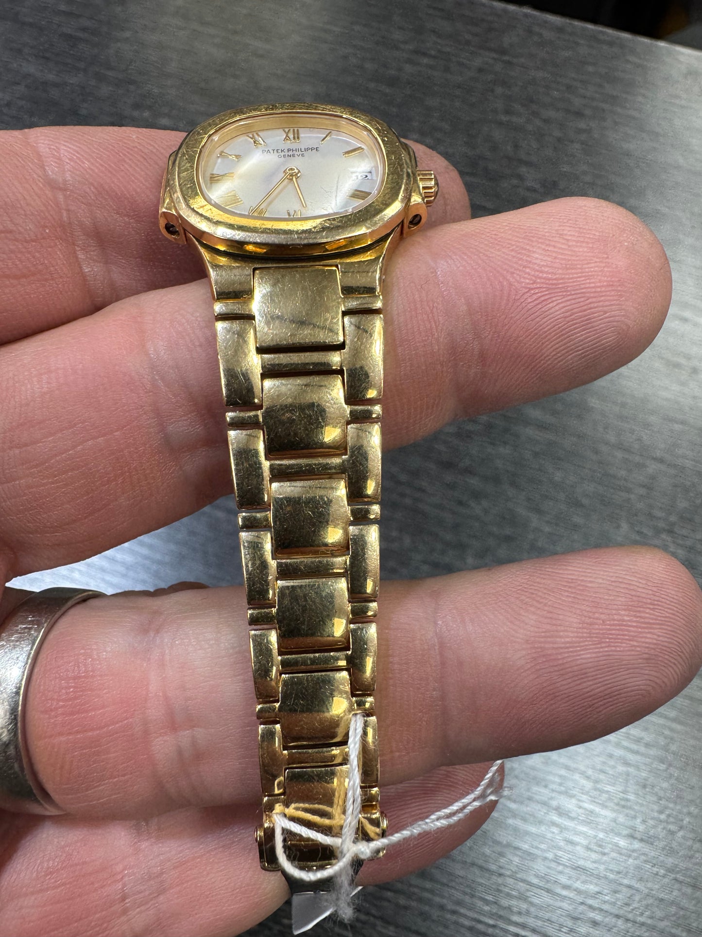 Patek Philippe 4700/1J Yellow Gold 27mm watch