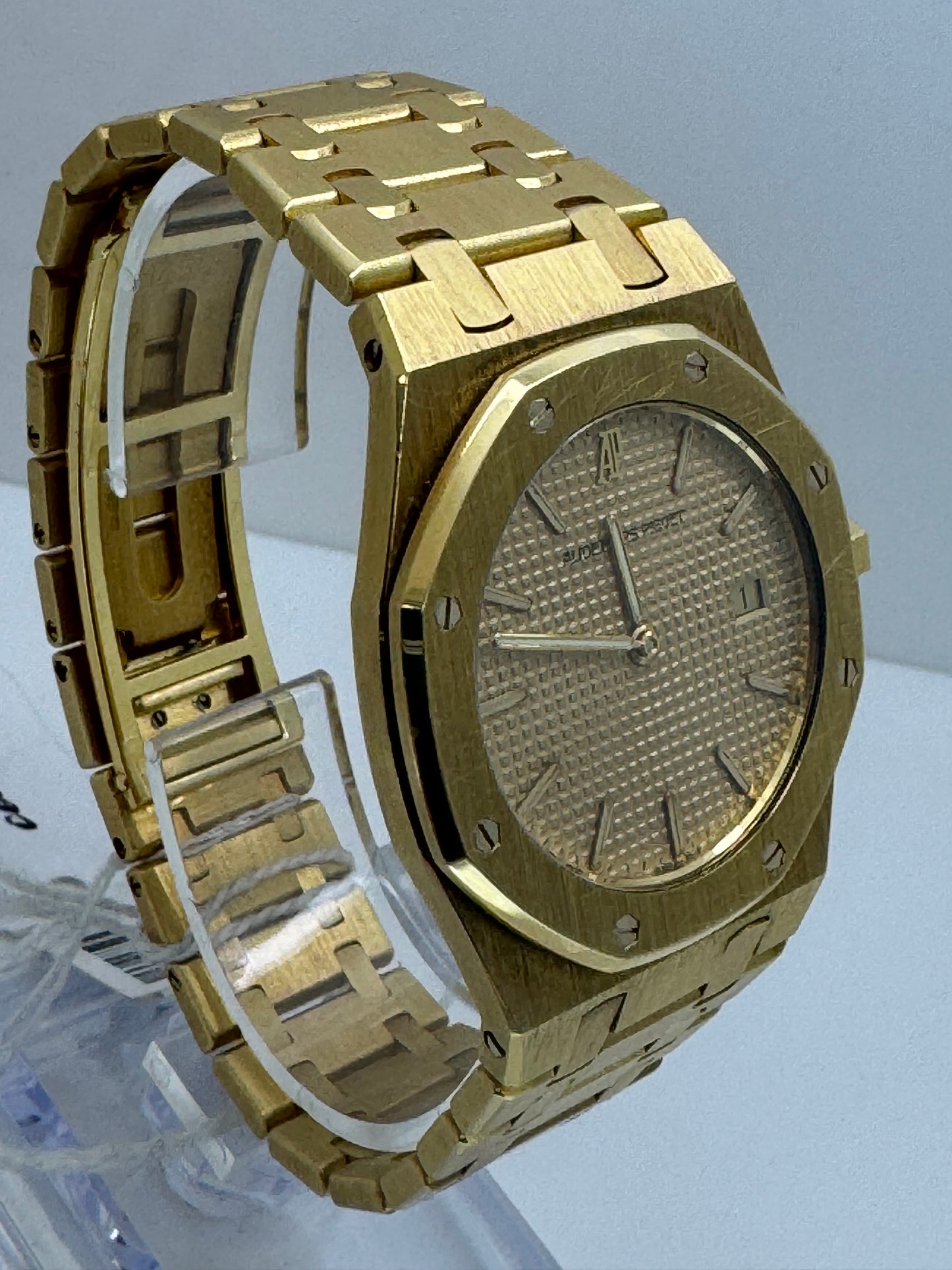 Audemars Piguet Royal Oak Ladies 33mm 56303ba Yellow Gold Watch
