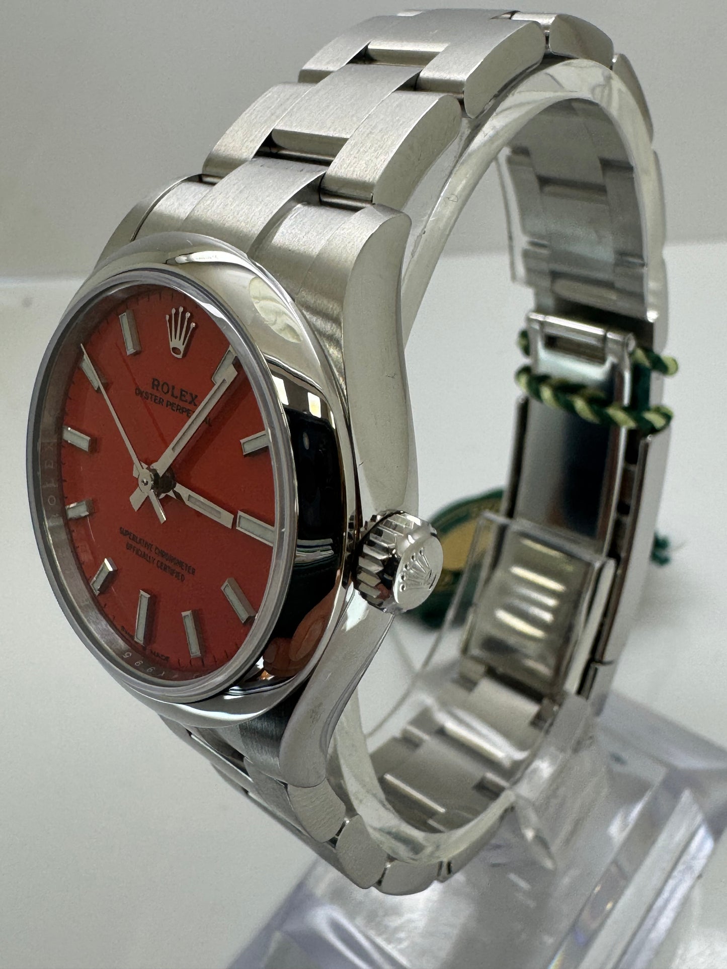 Rolex Oyster Perpetual 31 Steel Coral Red 31mm 277200 Watch