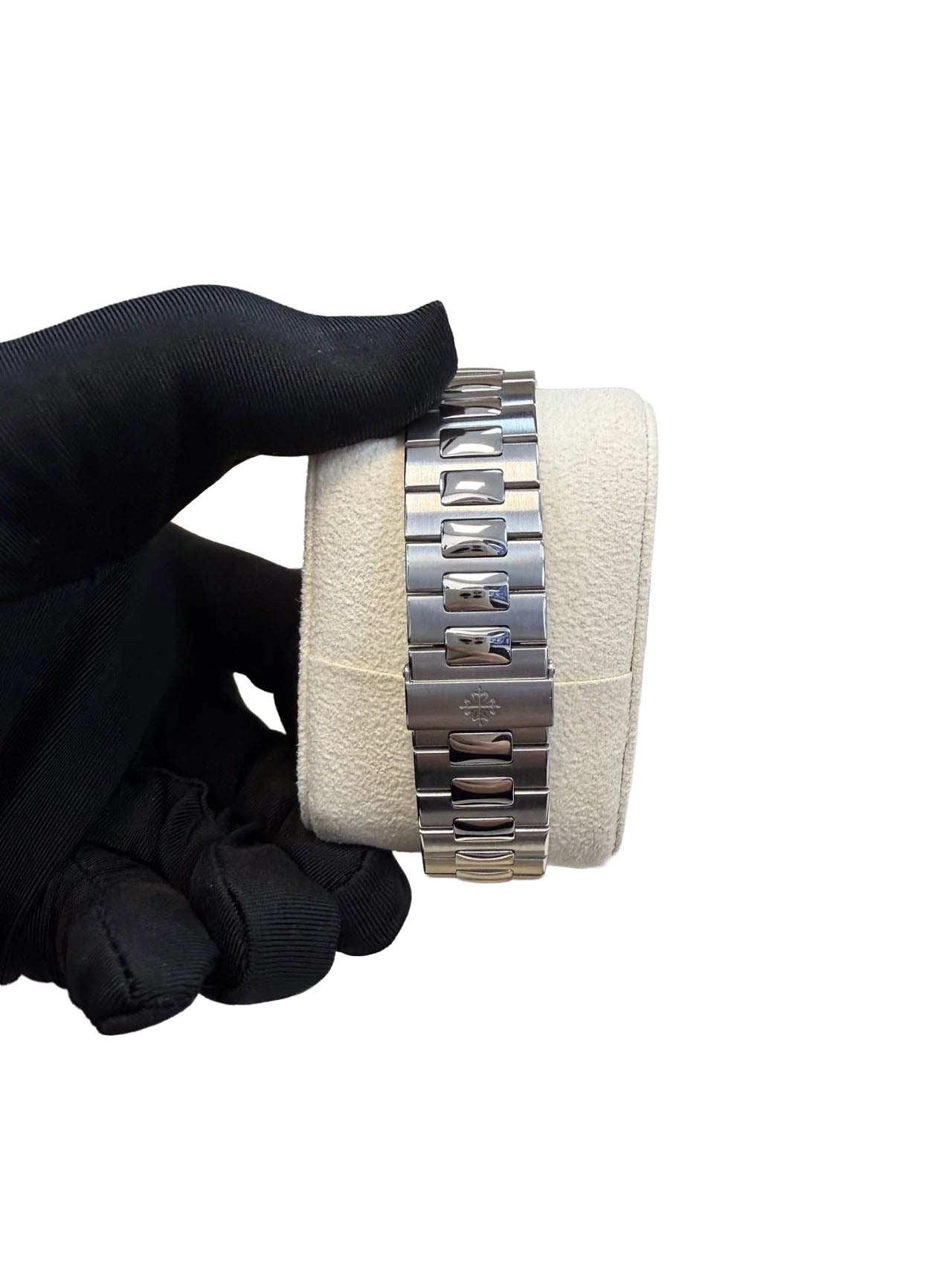 Patek Philippe Nautilus Annual Calendar 5726/1A-001