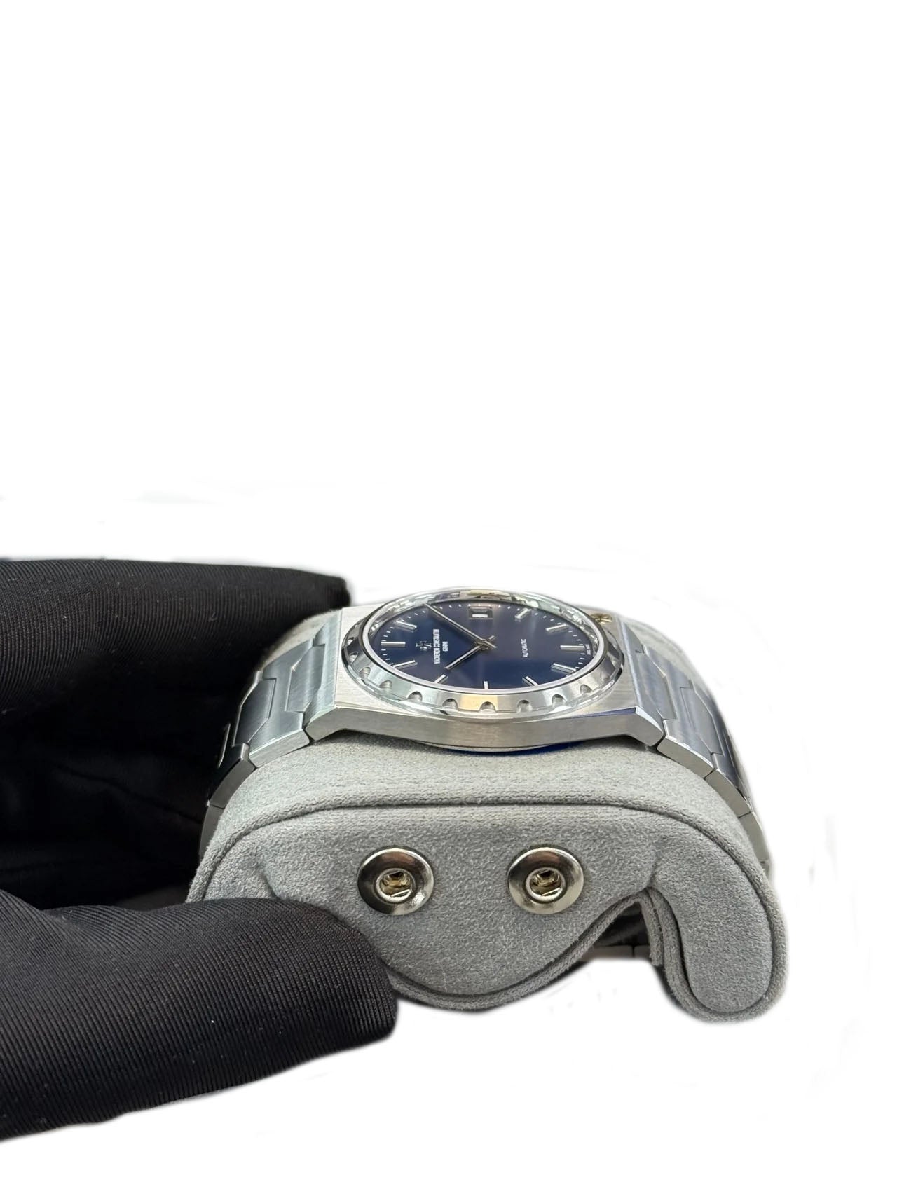 Vacheron Constantin Blue Dial Steel Historiques 222 Reference # 4200H/222A-B934