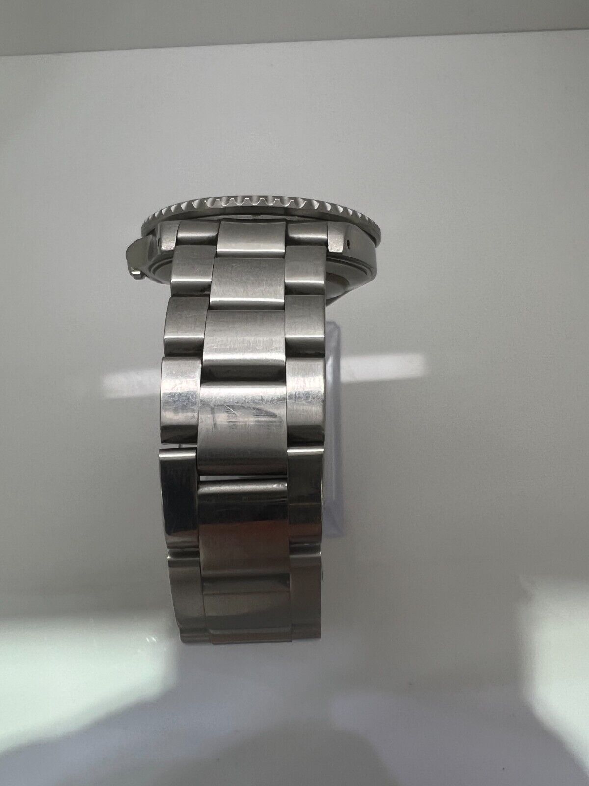 Rolex GMT-Master II 16710 Silver Oyster Bracelet with Red and Blue Bezel Pepsi