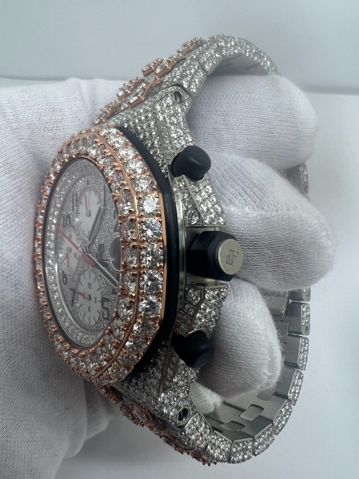 Audemars Piguet Royal Oak Offshore 45 Cts E VVS Diamond Men's Watch