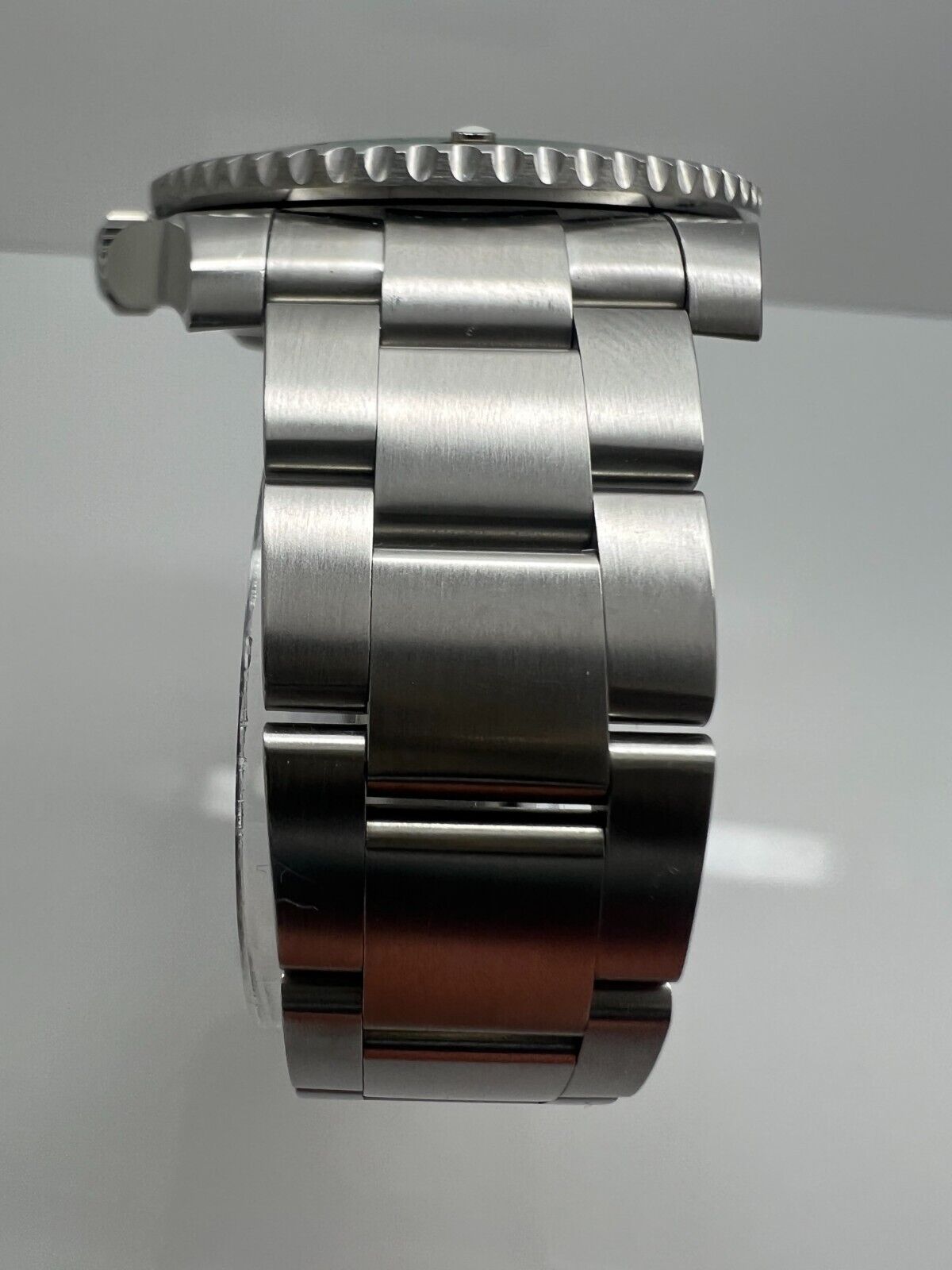 Rolex Submariner Hulk 116610LV Green Ceramic Bezel Watch Box Papers