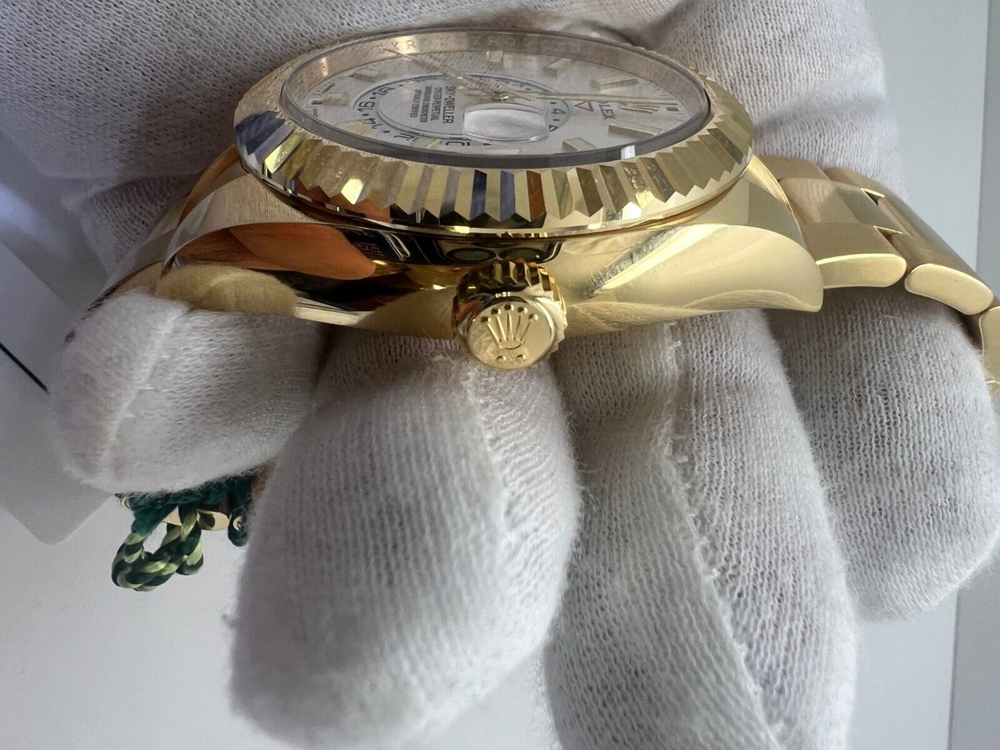 Rolex Sky-Dweller 326938 42mm Fluted Yellow Gold Oyster New White