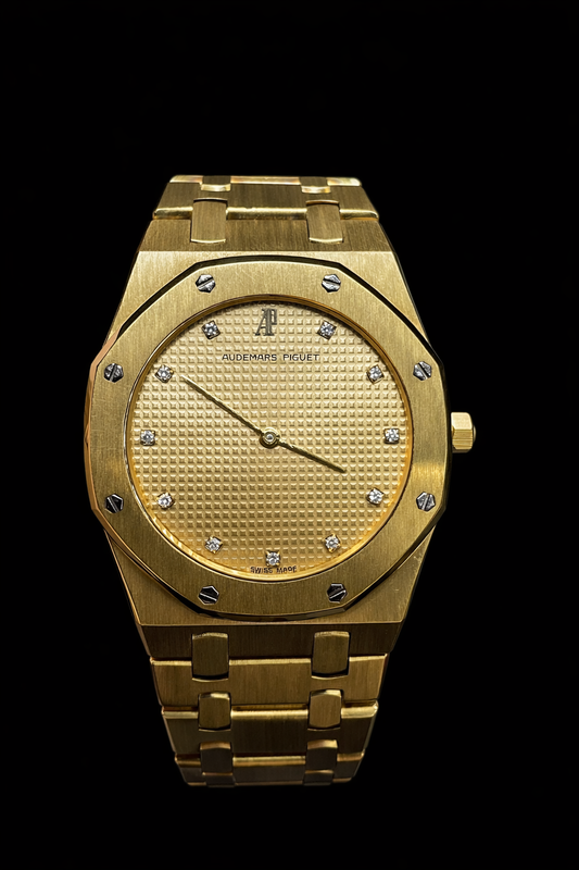 Audemars Piguet Royal Oak 33mm – 18K Yellow Gold Diamond Dial Ref. 56175BA