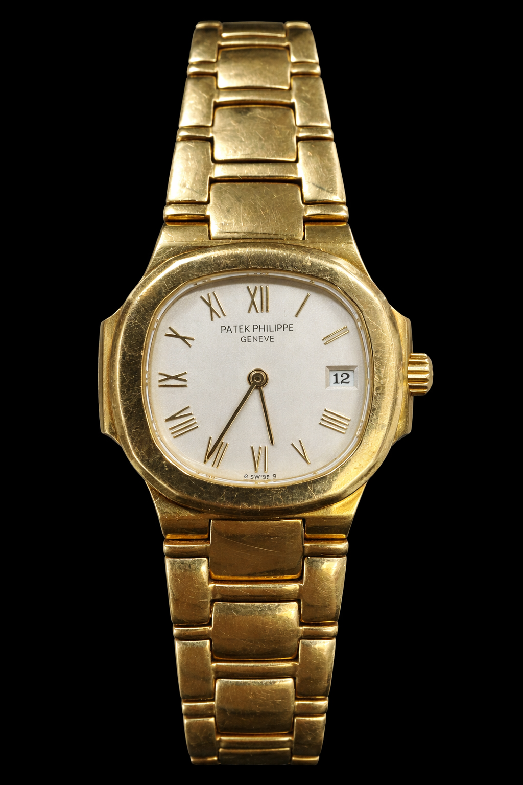 Patek Philippe 4700/1J Yellow Gold 27mm watch