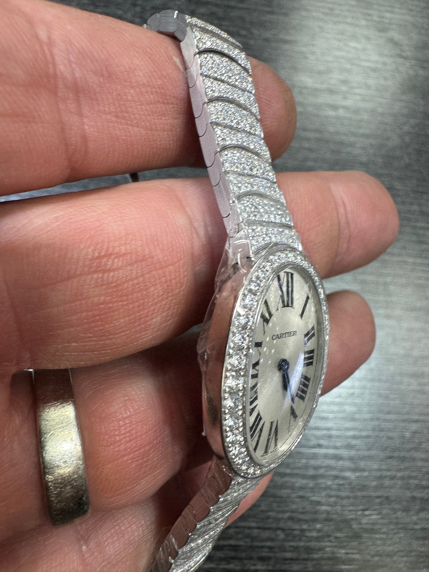 Cartier Baignoire WB52-001 Diamond Watch