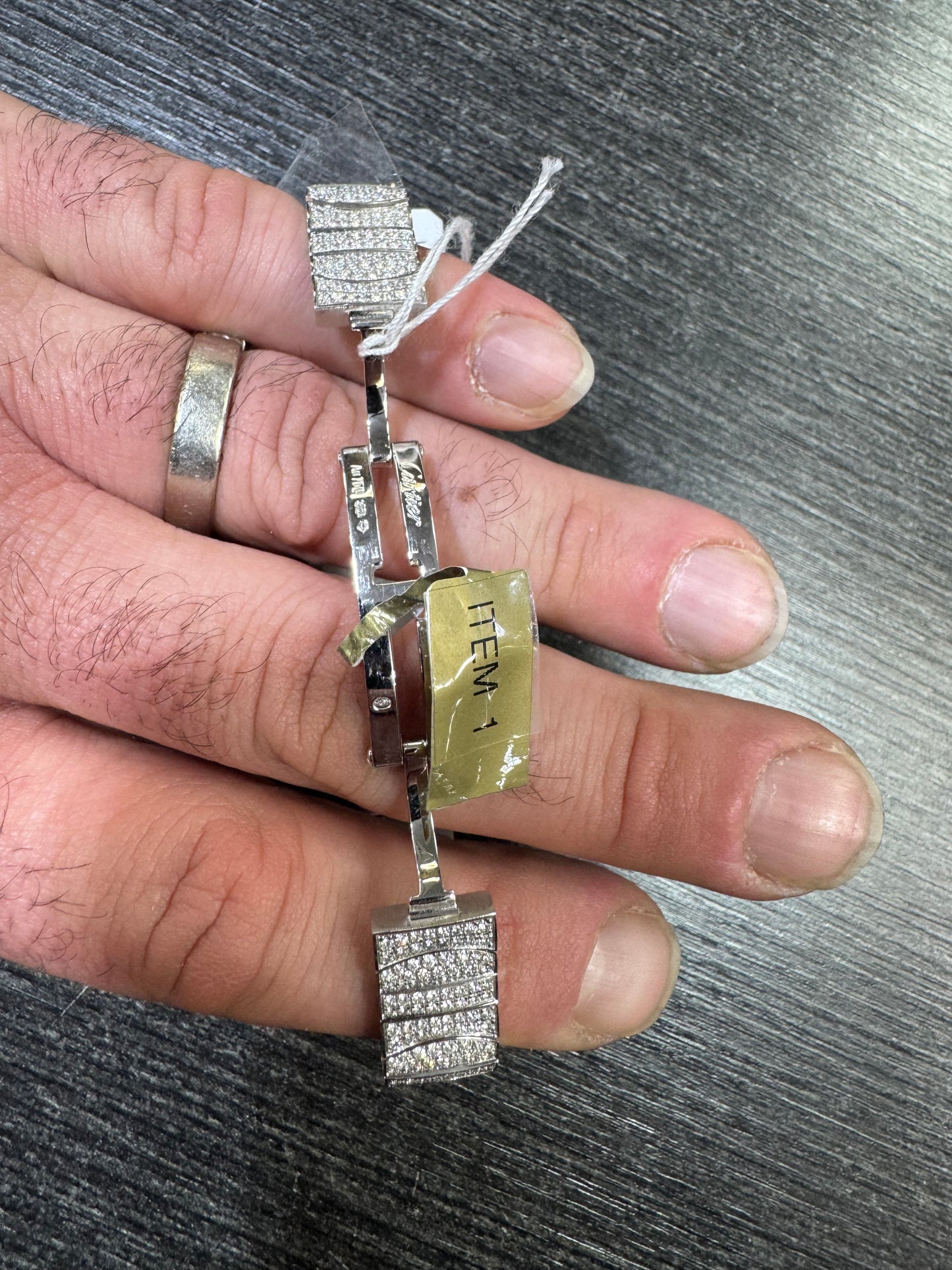 Cartier Baignoire WB52-001 Diamond Watch