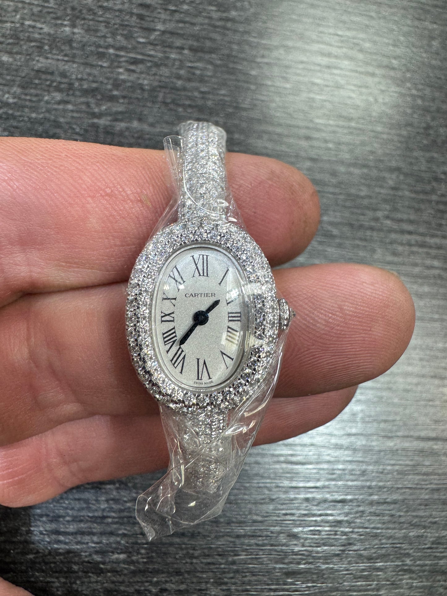 Cartier Baignoire HPI01773 Diamond Bangle Watch