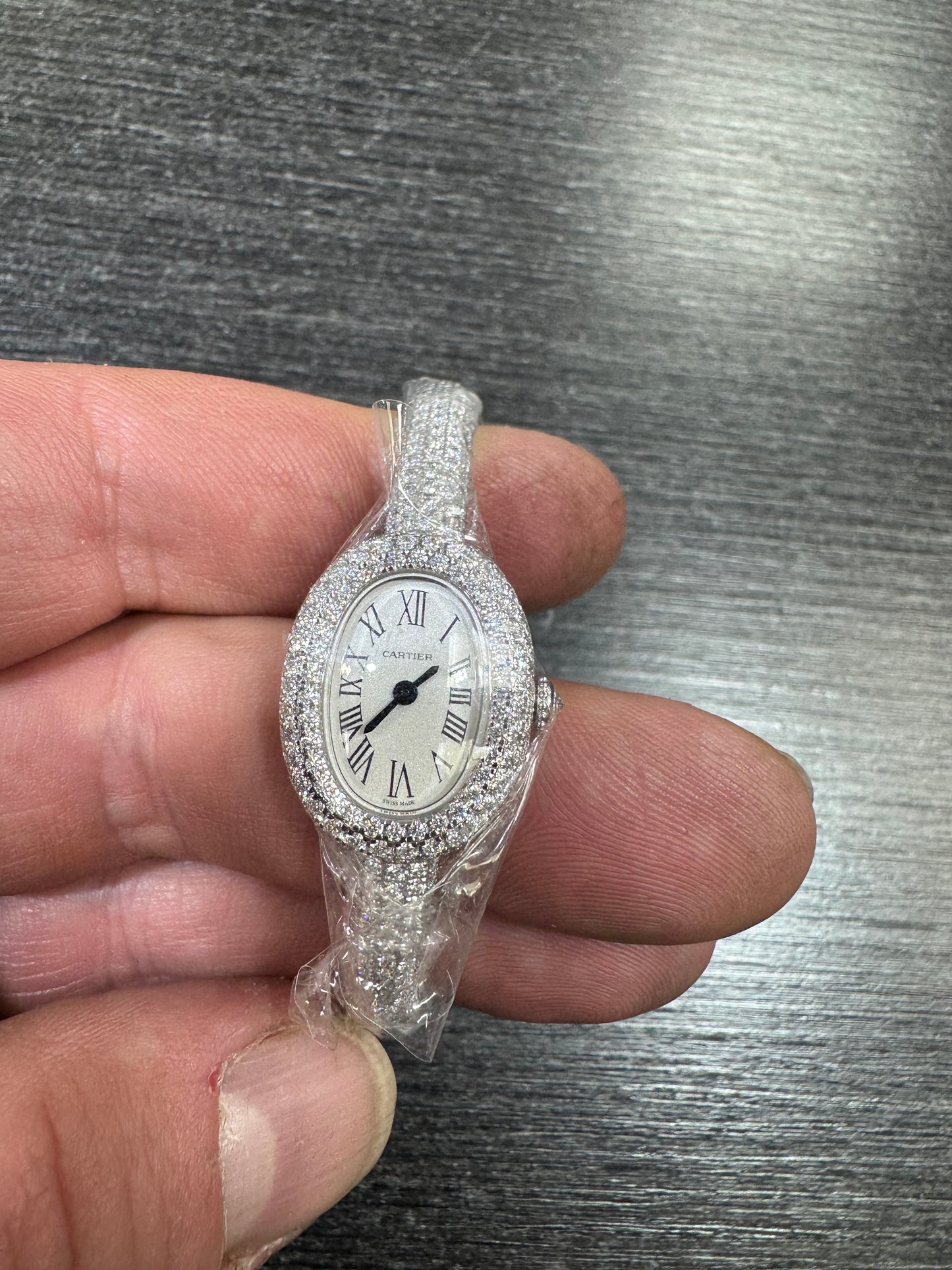 Cartier Baignoire HPI01773 Diamond Bangle Watch