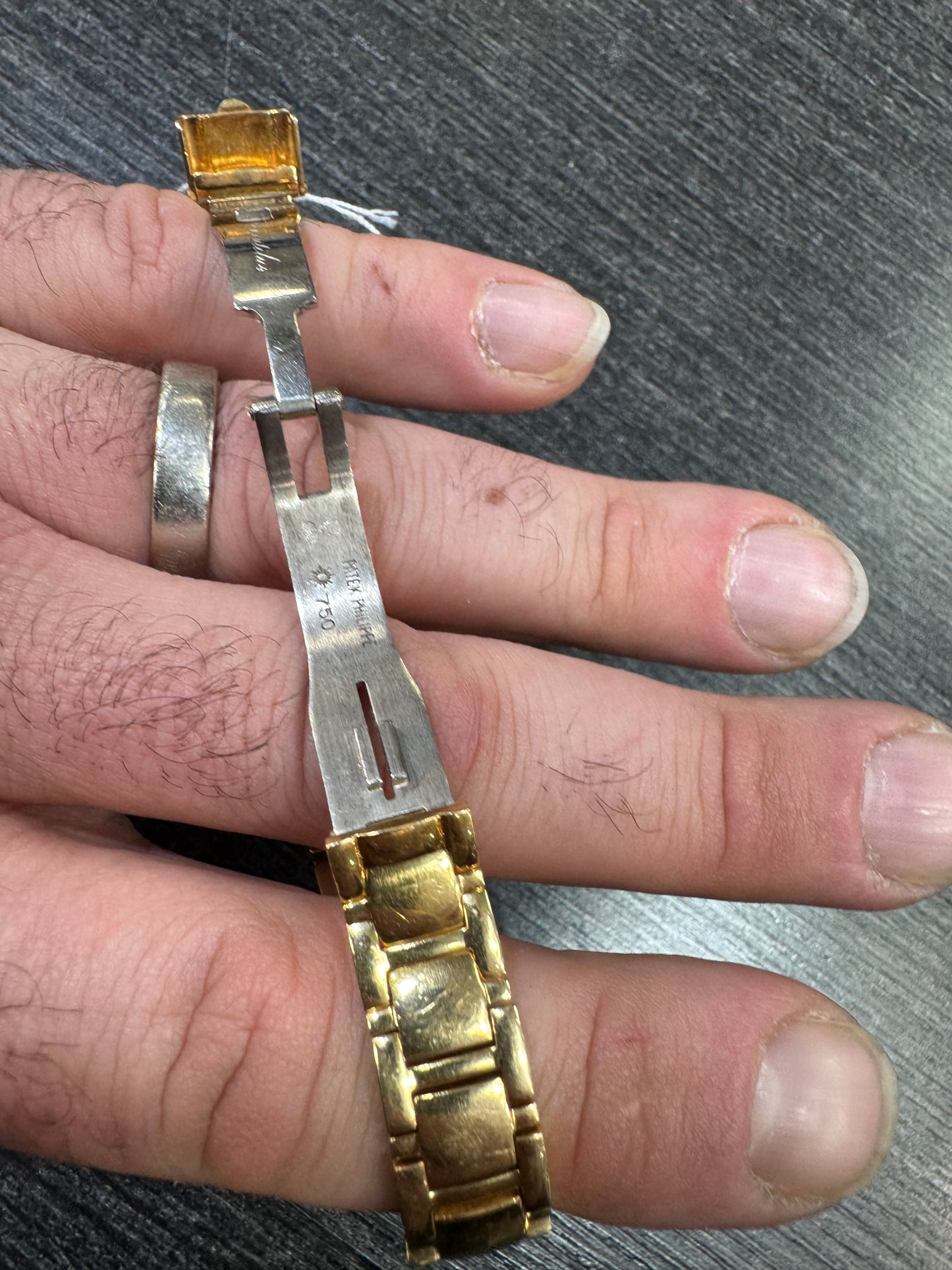 Patek Philippe 4700/1J Yellow Gold 27mm watch