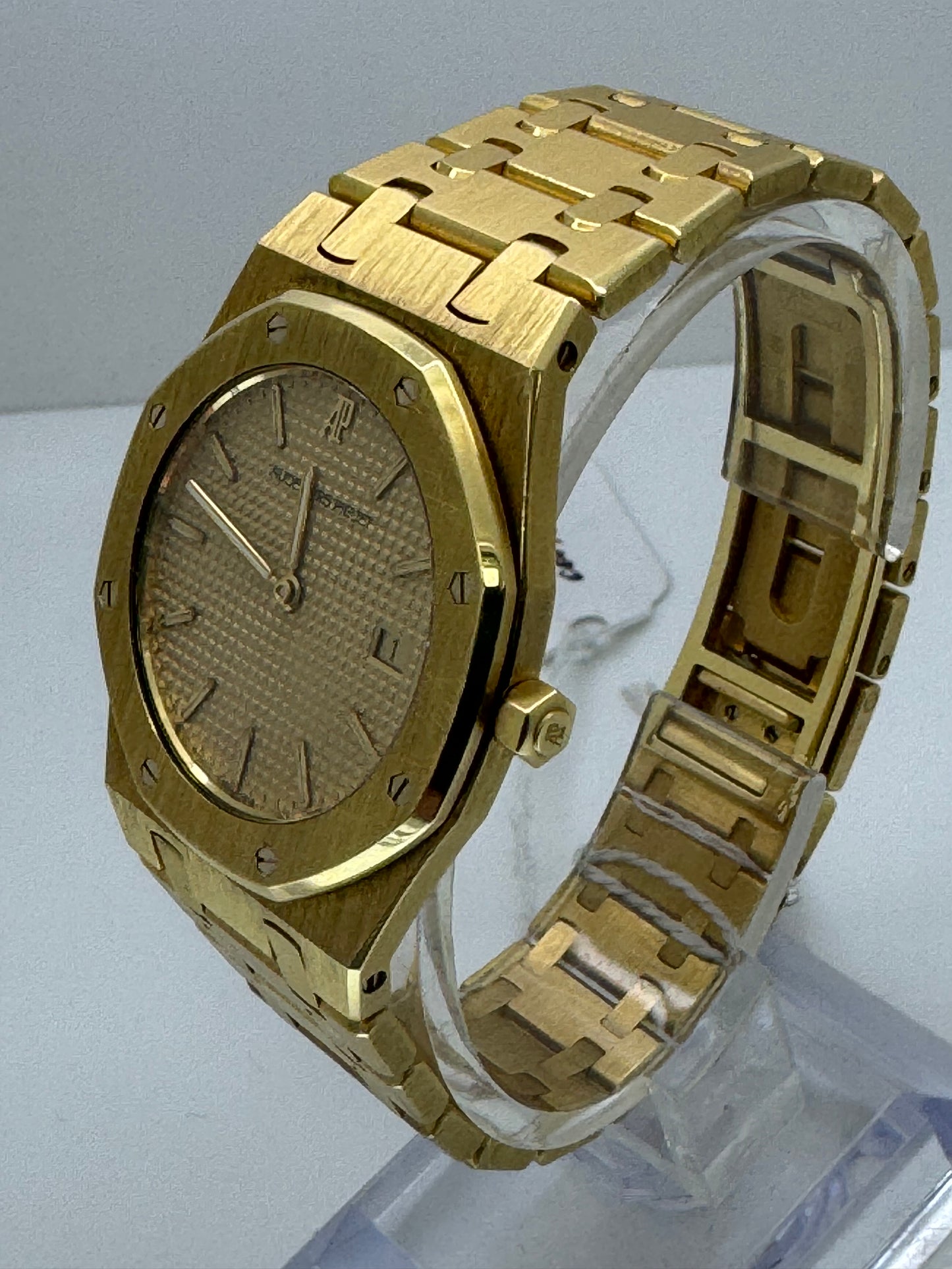 Audemars Piguet Royal Oak Ladies 33mm 56303ba Yellow Gold Watch