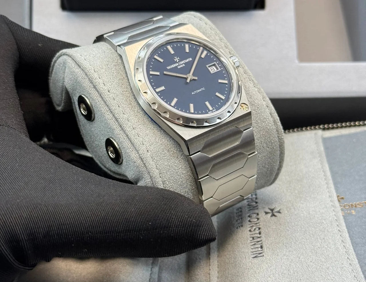 Vacheron Constantin Blue Dial Steel Historiques 222 Reference # 4200H/222A-B934