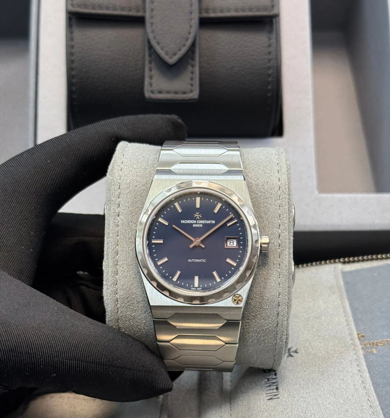 Vacheron Constantin Blue Dial Steel Historiques 222 Reference # 4200H/222A-B934