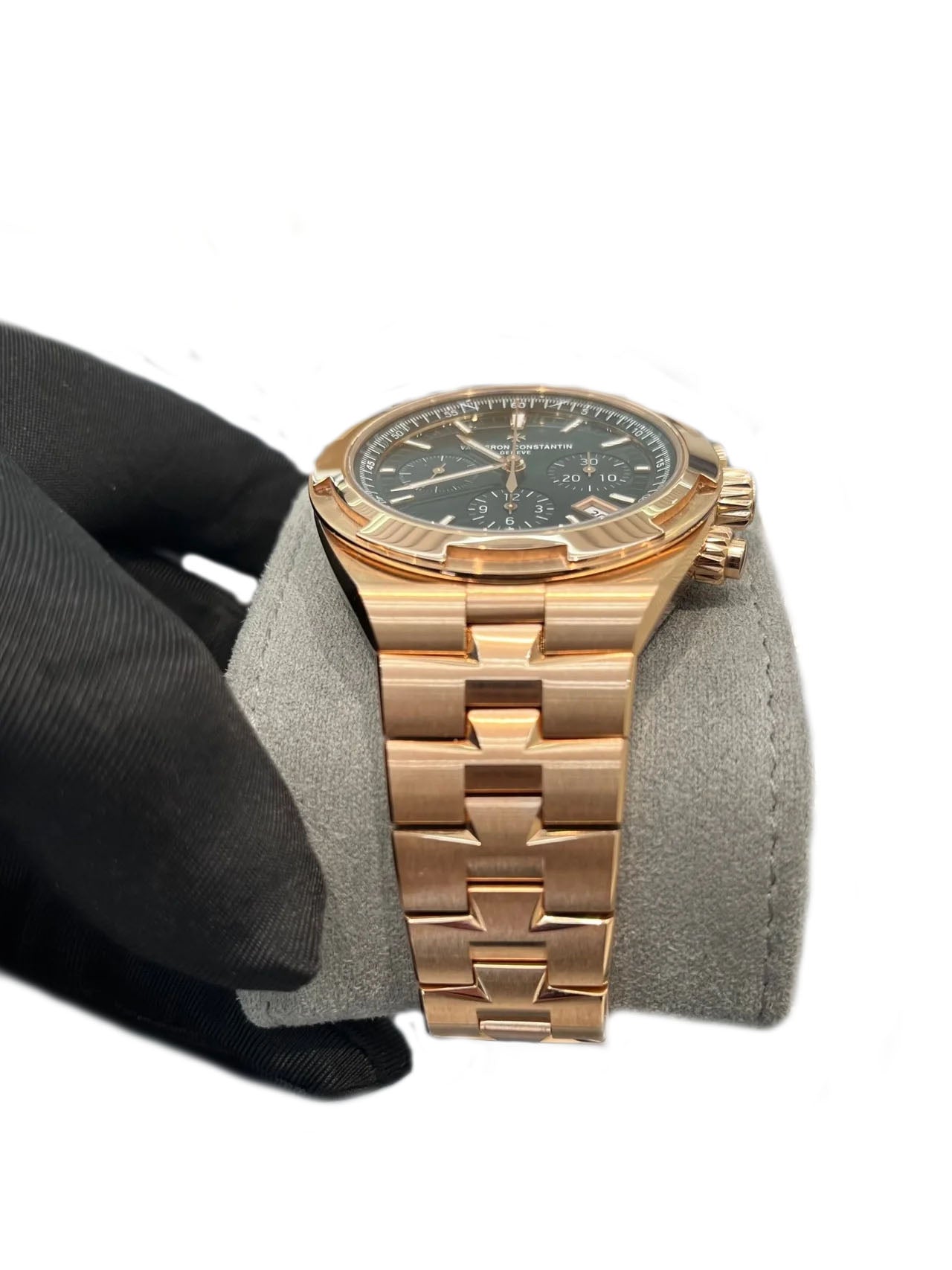 Vacheron Constantin Overseas Chronograph Rose Gold Green Dial 5520V/210R-B966