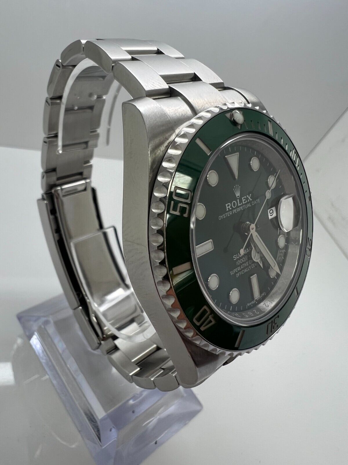 Rolex Submariner Hulk 116610LV Green Ceramic Bezel Watch Box Papers