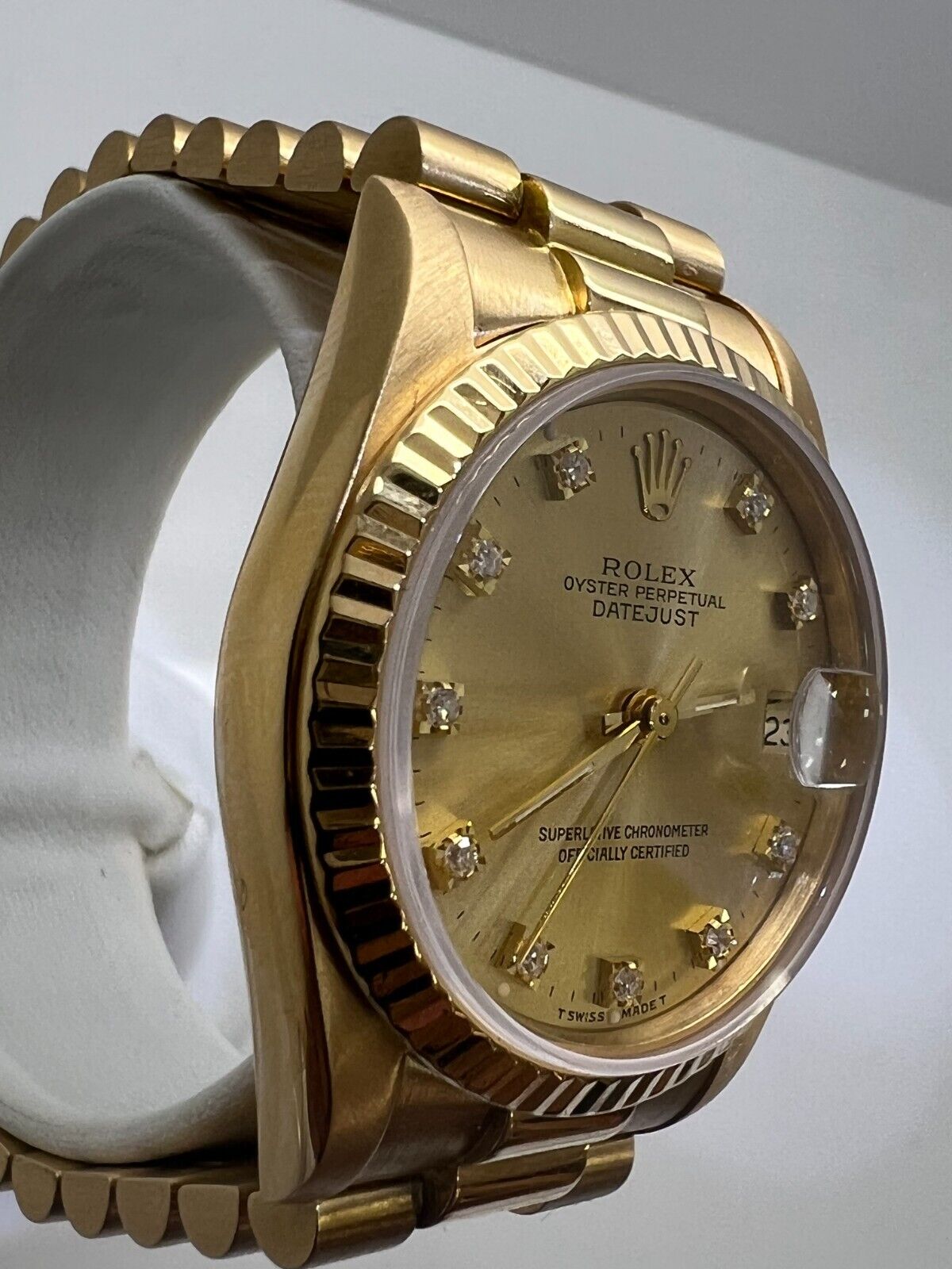 Rolex Ladies 31mm DateJust Gold Diamond Dial